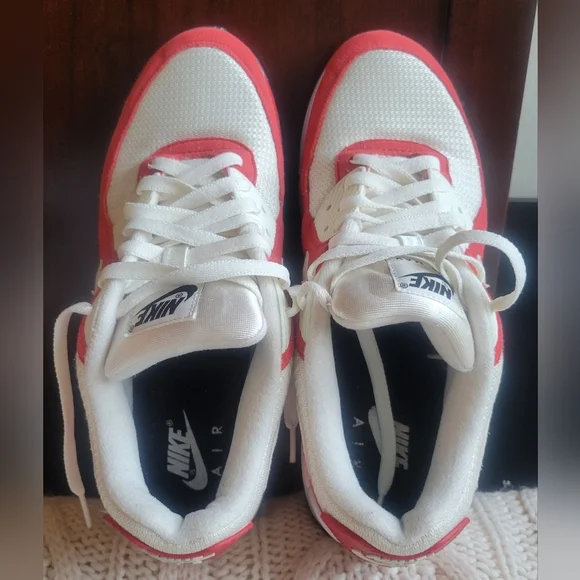 Nike Womans Air 90 Sneakers - Cream and Red Good Condition Sz 10 - Picture 9 of 10